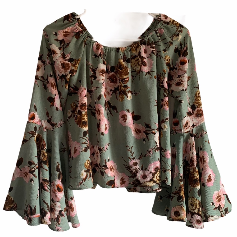 Roe and may Floral off shoulder Top Size Small